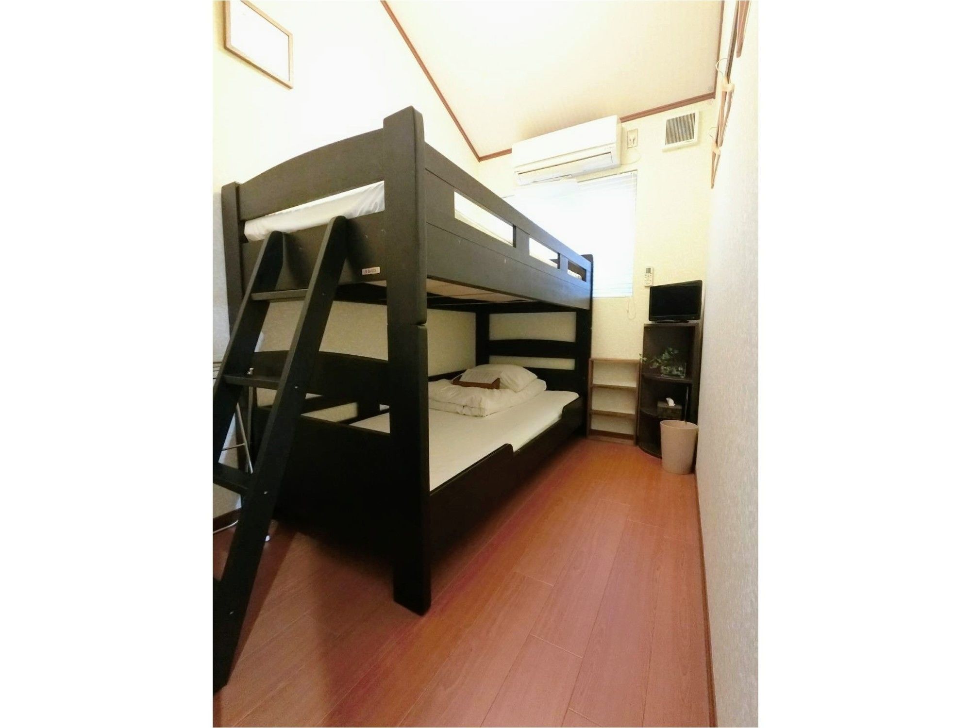Guest House Na-No-Hana - Hostel, Caters To Women Kyoto Eksteriør bilde
